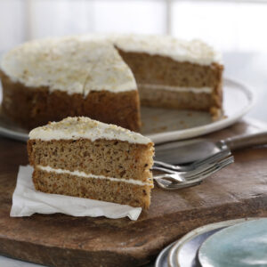 Carrot Cake – Cut Large