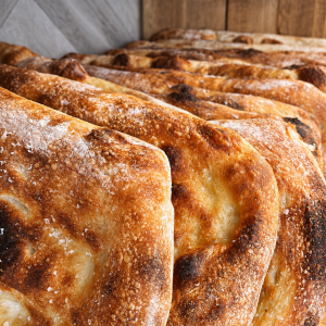 AMI001 – Handmade Italian Schiacciata Loaf x 8
