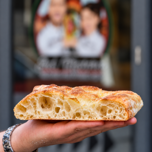 AMI001 – Handmade Italian Schiacciata Loaf x 8